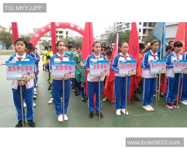 专访张芳:深入探讨她在足球领域的成功秘诀与成长历程 专访张芳:深入探讨她在足球领域的成功秘诀与成长历程