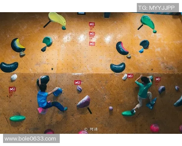 南京攀岩队转型之路揭秘:从青涩到巅峰的奋斗历程与未来展望 南京攀岩队转型之路揭秘:从青涩到巅峰的奋斗历程与未来展望