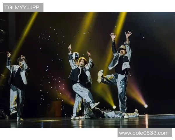 街舞文化的碰撞与融合上海街舞队包夹技艺深度解析与探讨 街舞文化的碰撞与融合上海街舞队包夹技艺深度解析与探讨