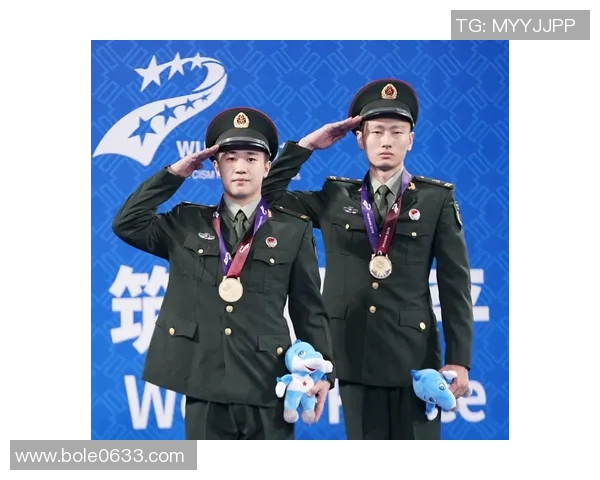 张强专访:揭秘羽毛球冠军背后的训练与心态秘诀 张强专访:揭秘羽毛球冠军背后的训练与心态秘诀